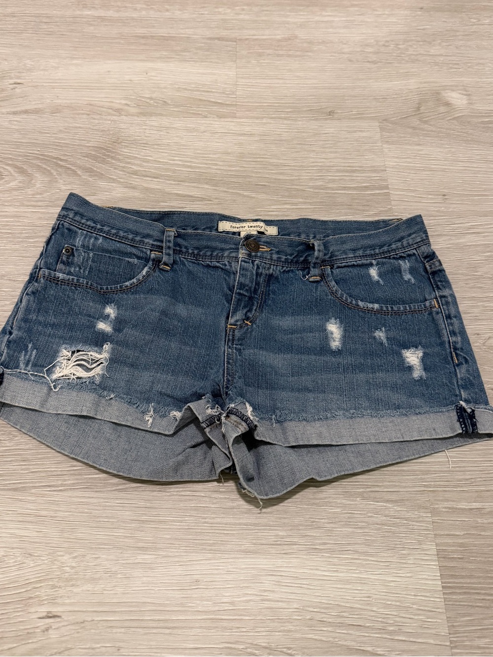 Forever 21 Distressed Dark Blue Denim Cutoff Shorts size 28‎
